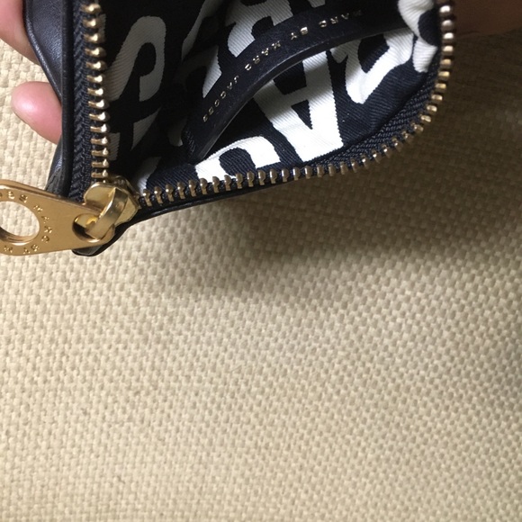 Marc Jacobs card holder/ key chain - Picture 3 of 3